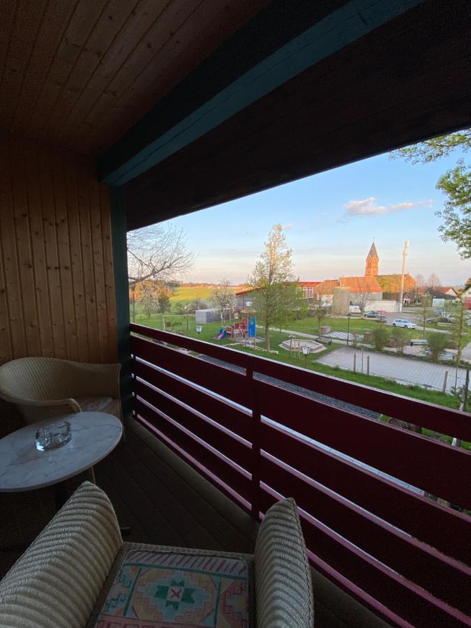 Doppelzimmer Mit Bad & Balkon Simmersfeld المظهر الخارجي الصورة